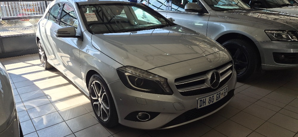 MERCEDES-BENZ A 220 CDI BE A/T