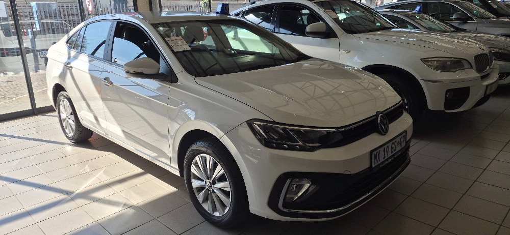 VOLKSWAGEN POLO 1.6 LIFE TIPTRONIC